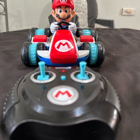Mario Kart Remote Control Car - Picture 1 of 13